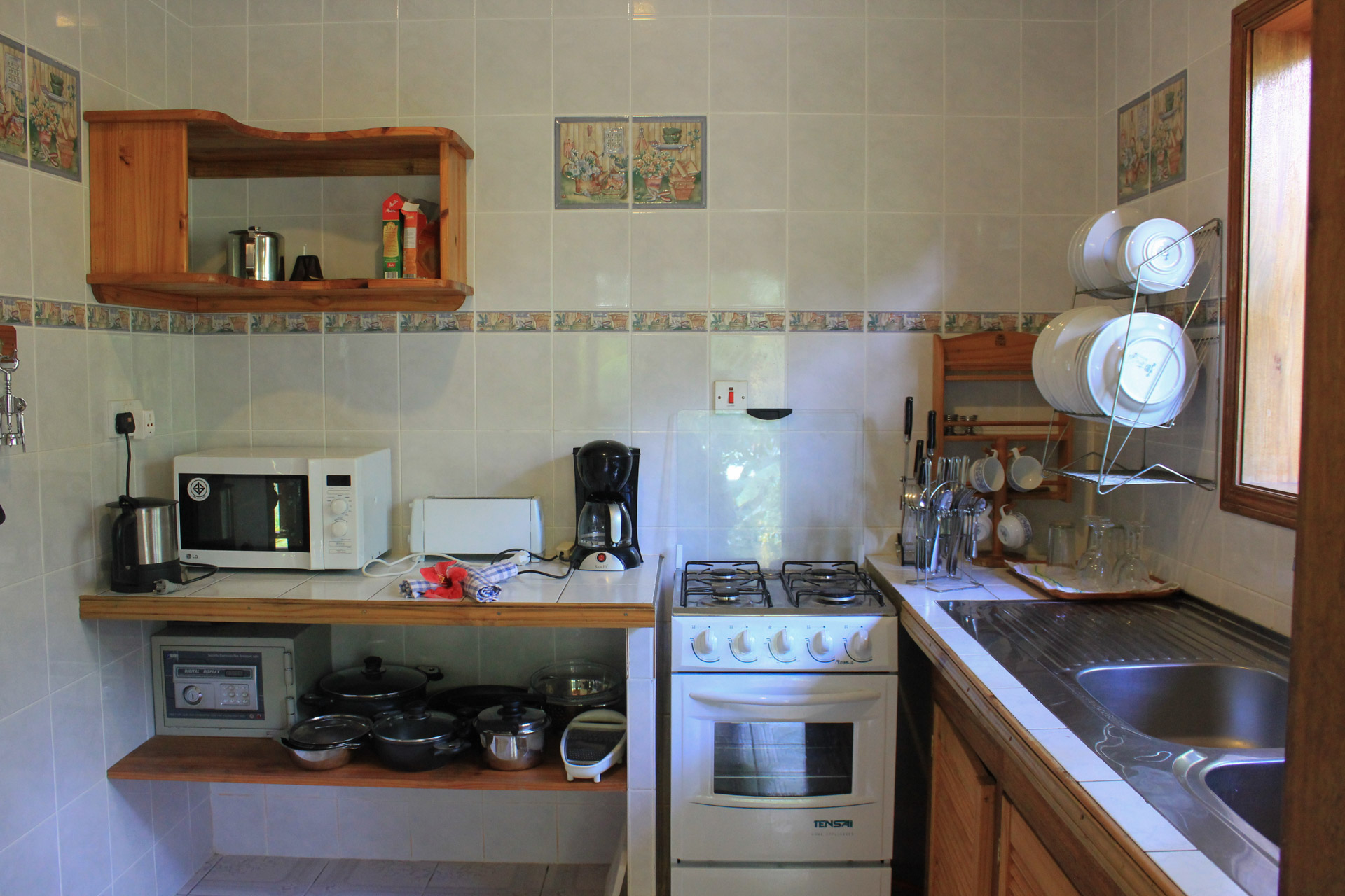 Self catering kitchen - Half chalet Kokorouz
