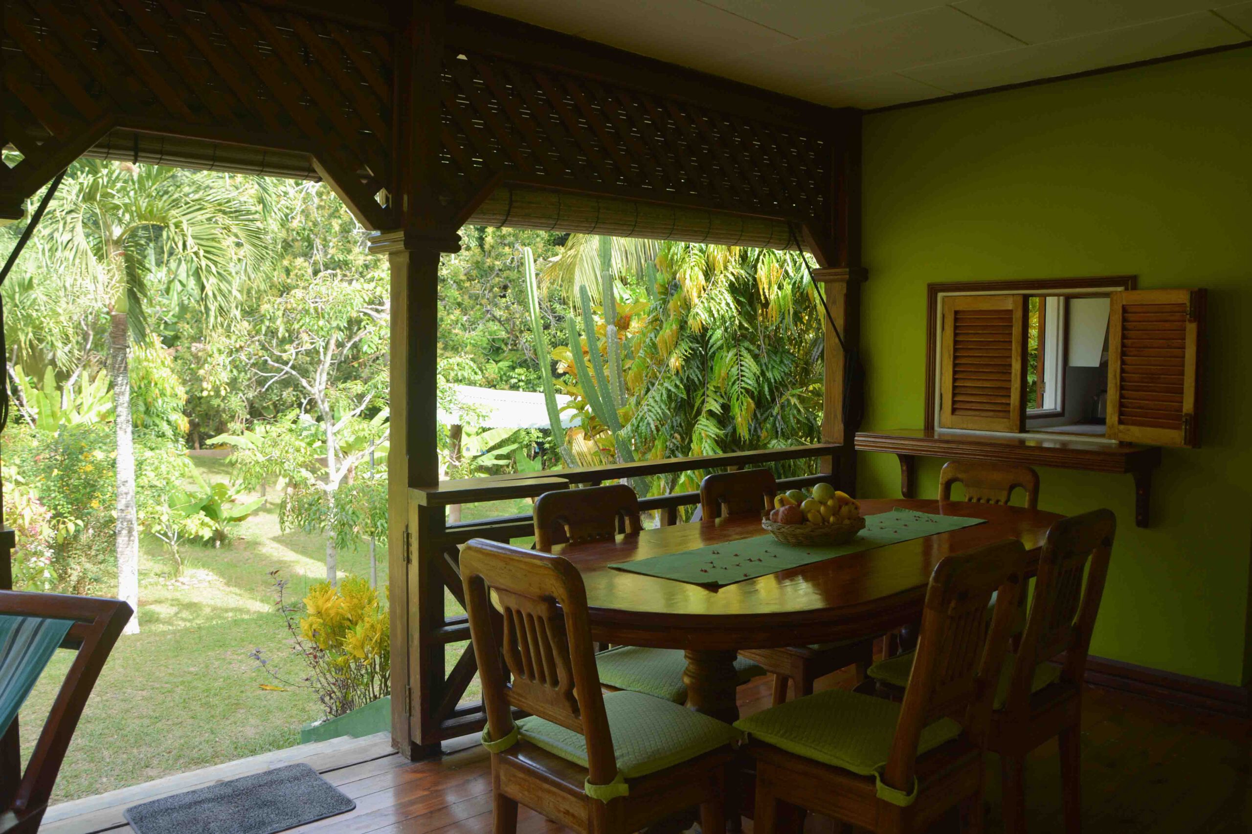 Veranda Ferienhaus Kokover La Digue